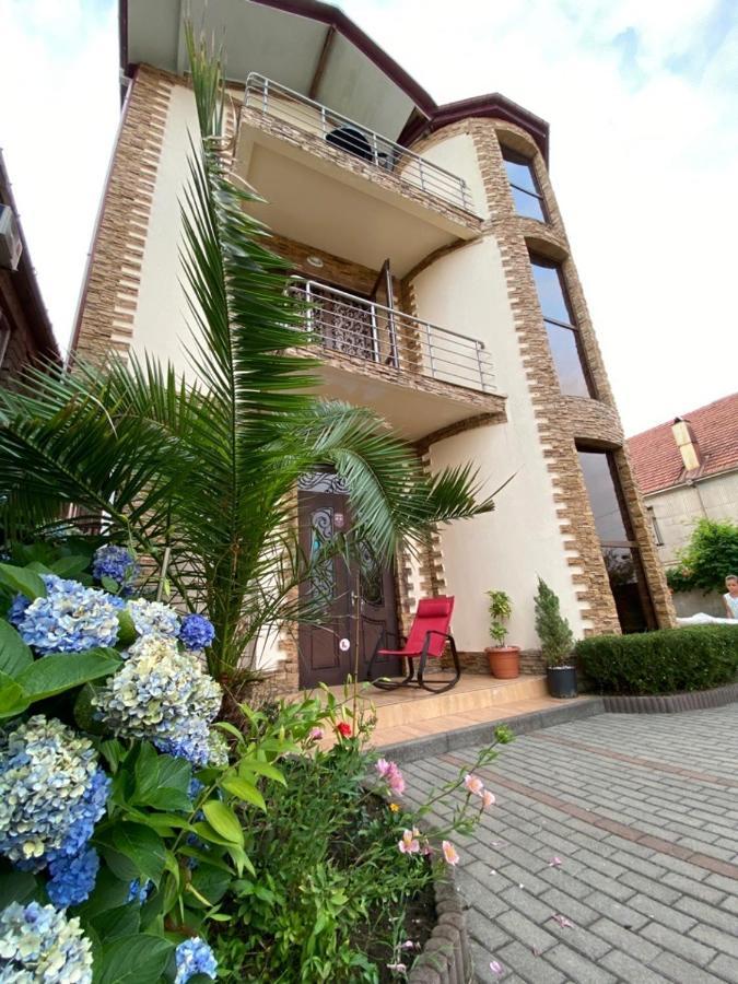 Guest House Кобулети Екстериор снимка