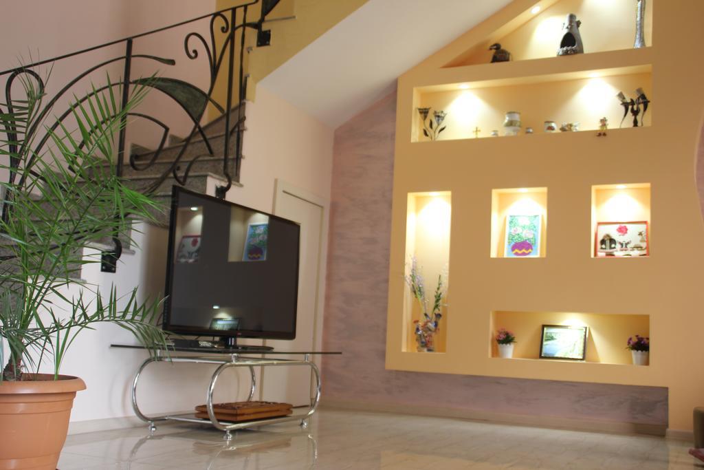 Guest House Кобулети Екстериор снимка