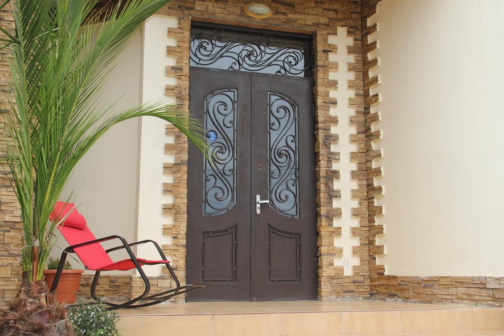 Guest House Кобулети Екстериор снимка