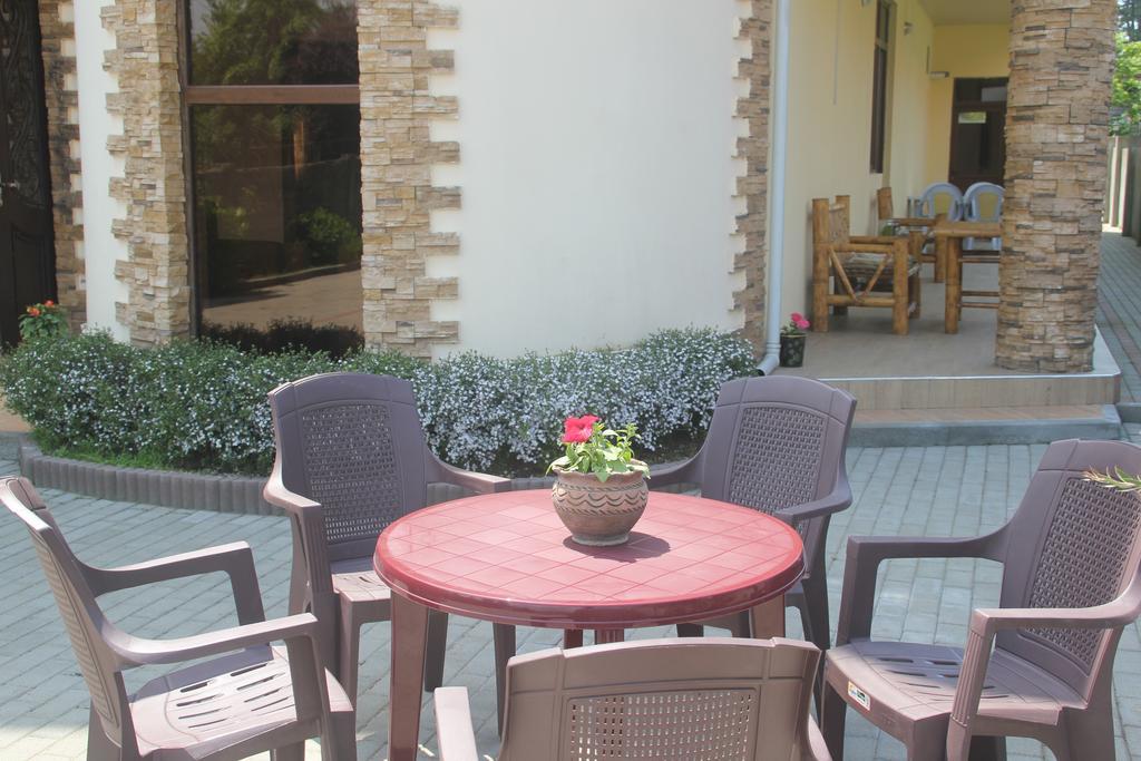Guest House Кобулети Екстериор снимка