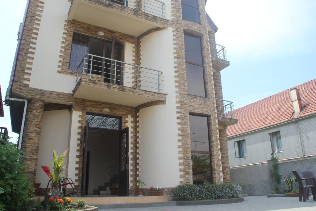 Guest House Кобулети Екстериор снимка