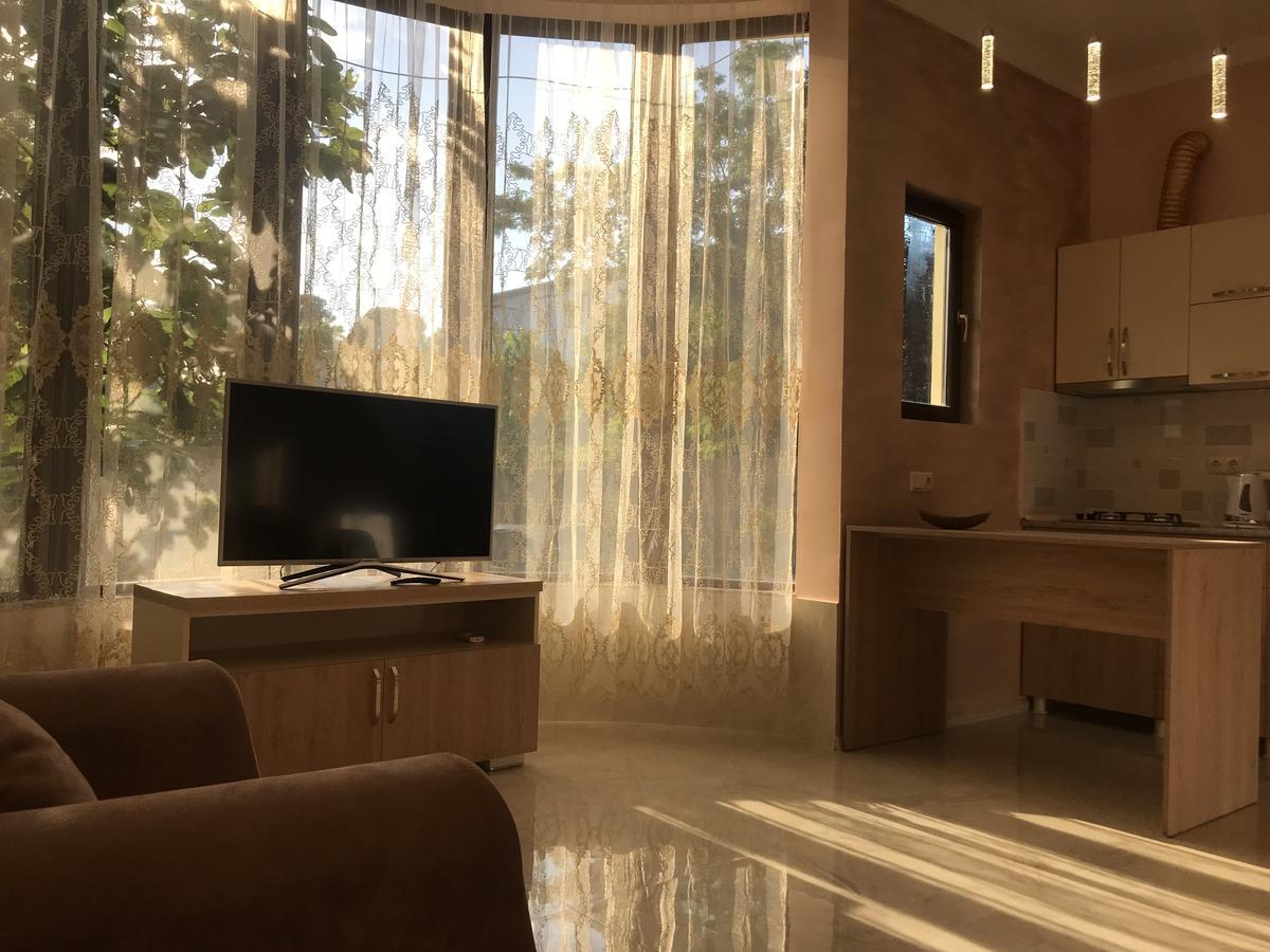 Guest House Кобулети Екстериор снимка