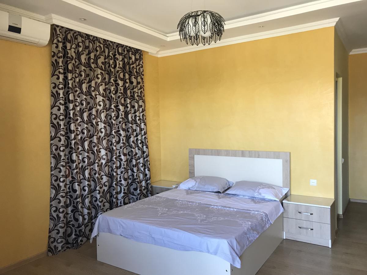 Guest House Кобулети Екстериор снимка