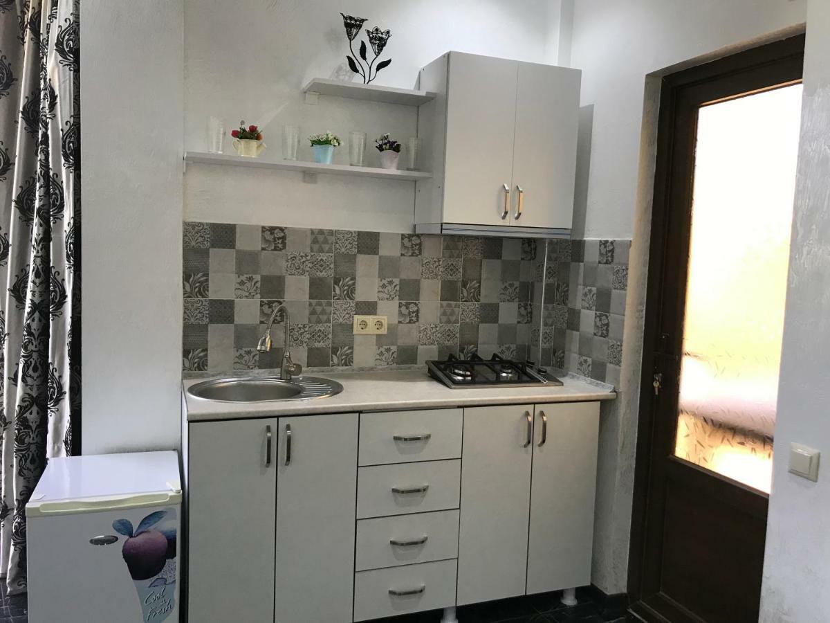 Guest House Кобулети Екстериор снимка